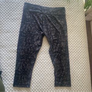 Zumba capris black and grey